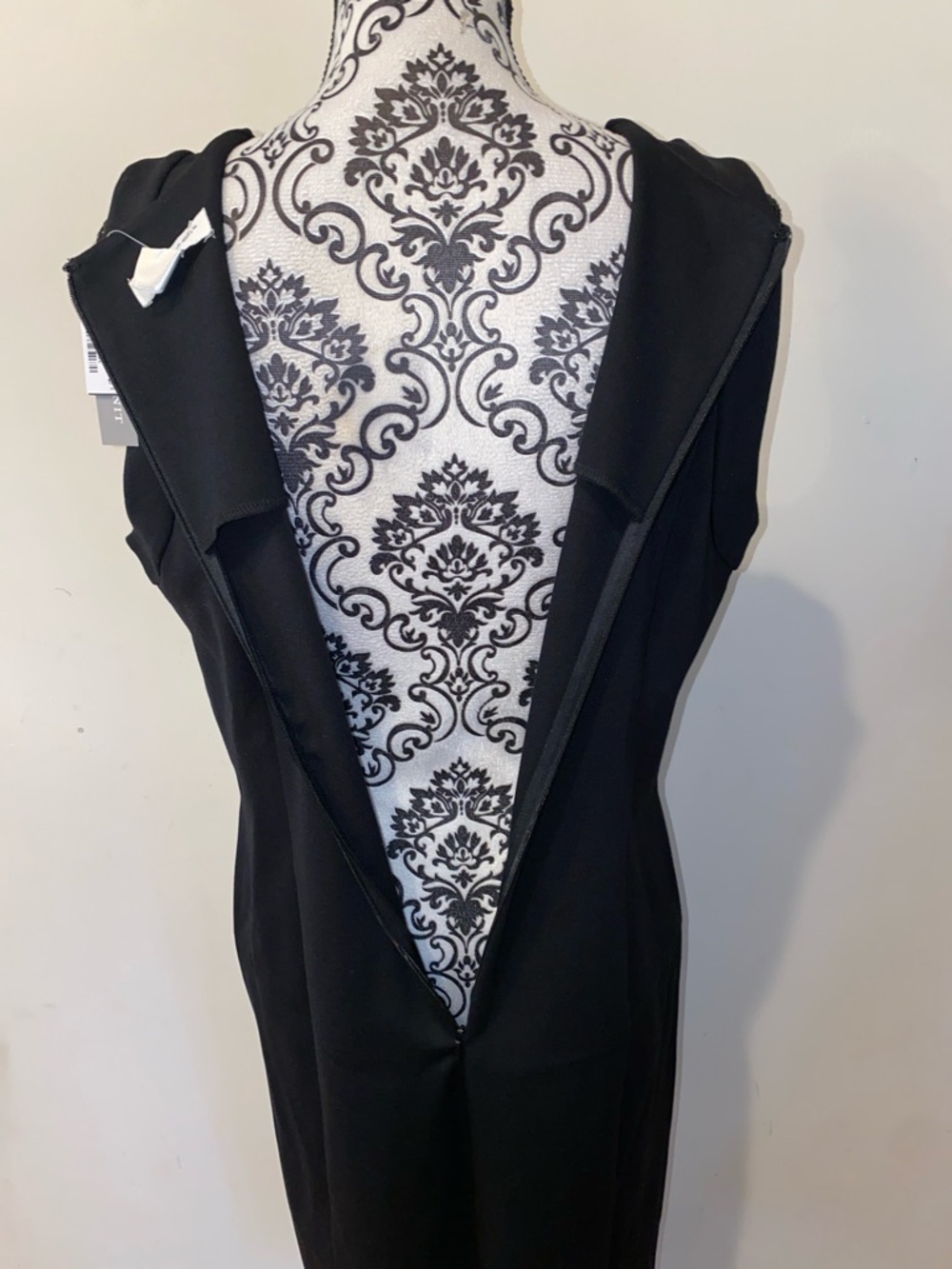 MWT!! Christopher & Banks Black Sleeveless Midi Dress with Scoop Neck Size 12 - Picture 8 of 12